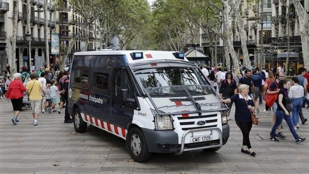 mossos de esquadra Barcelona